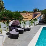 Siesta فيلة دينايا